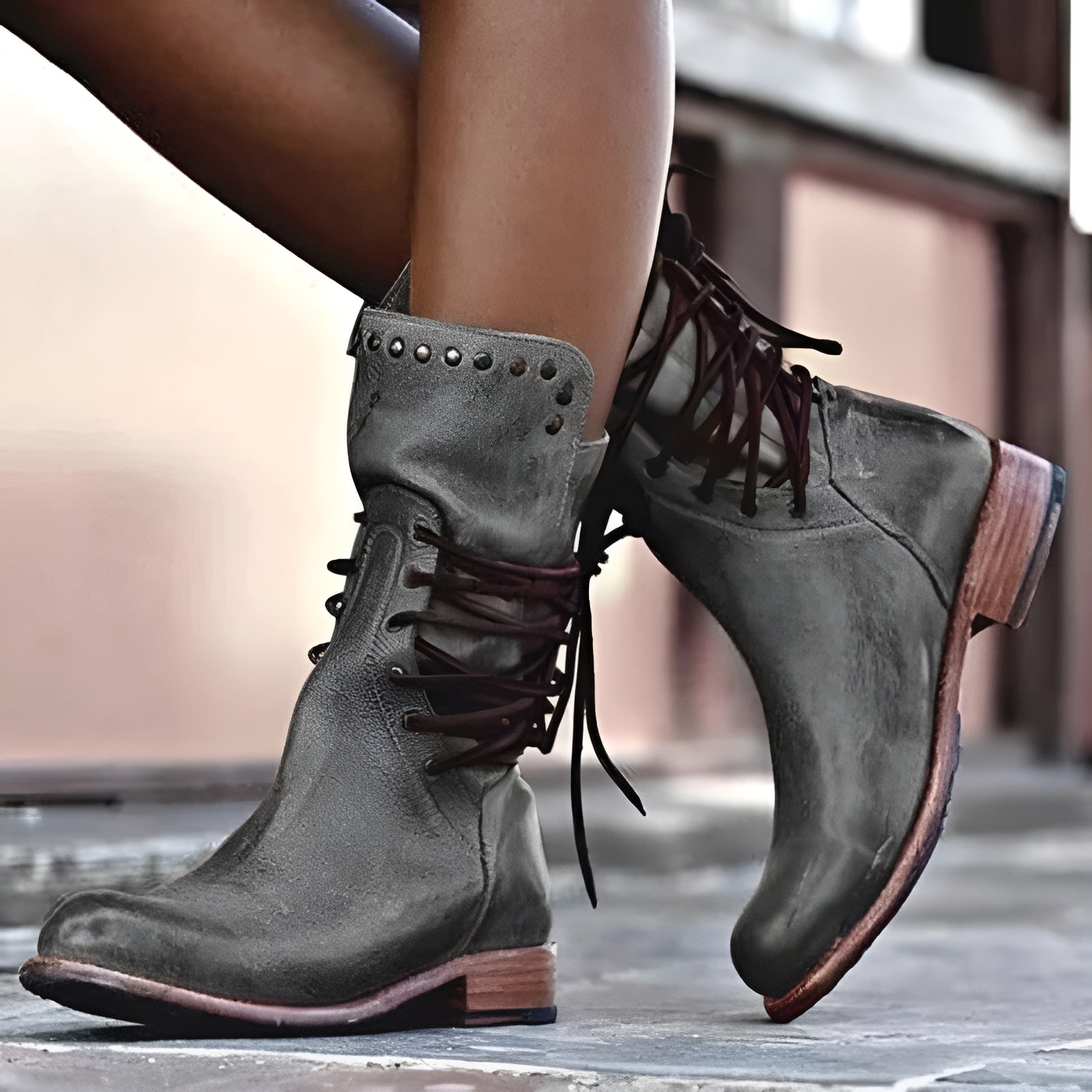 grey / 9