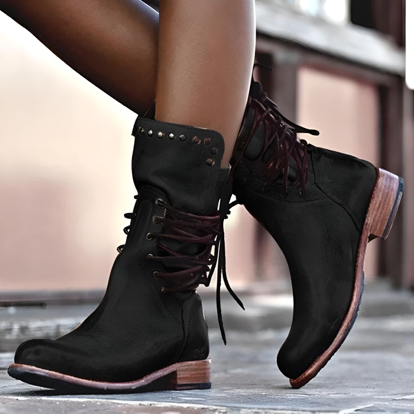Black / 9