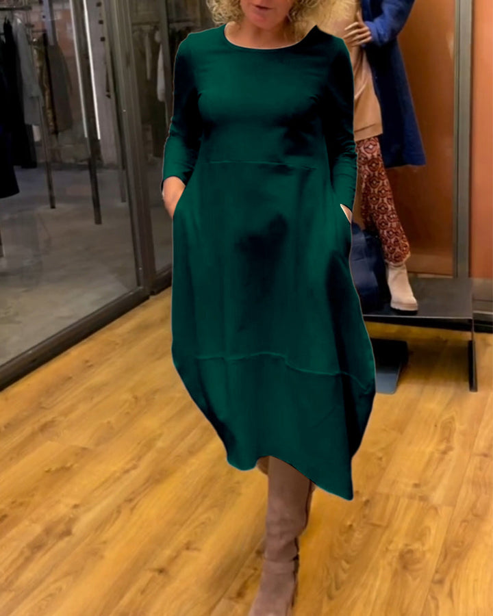 Dahlia Effortless Everyday Midi Dress