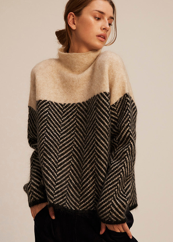 Anna | Patterned High-Neck Jumper