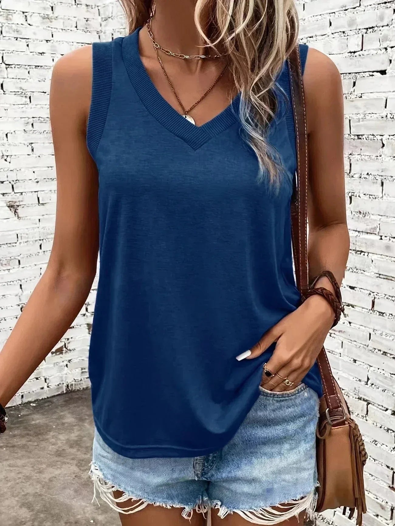 Blue / UK 18 (2XL)