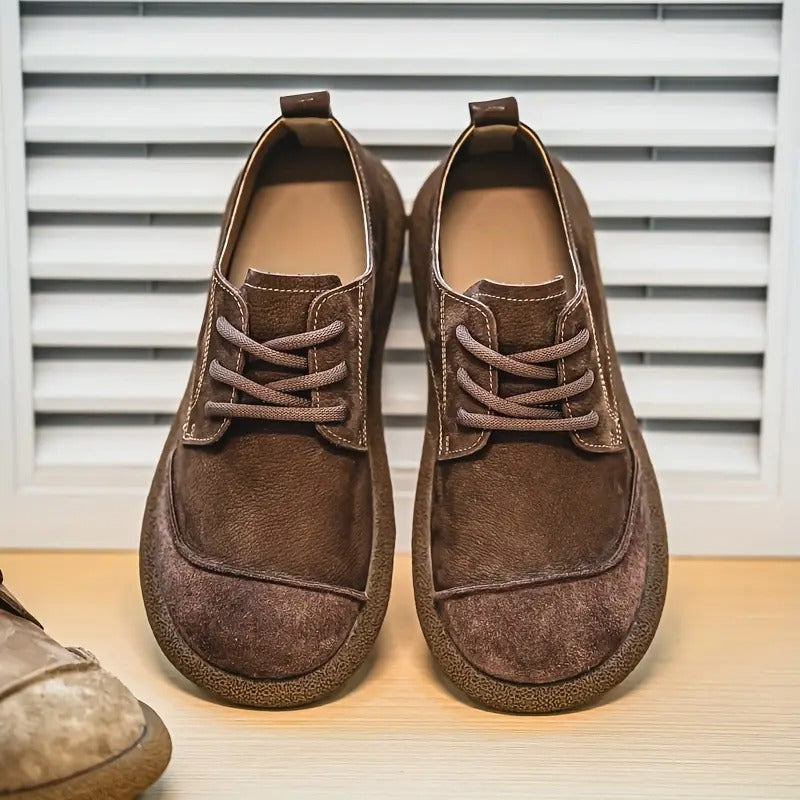 Brown / 11